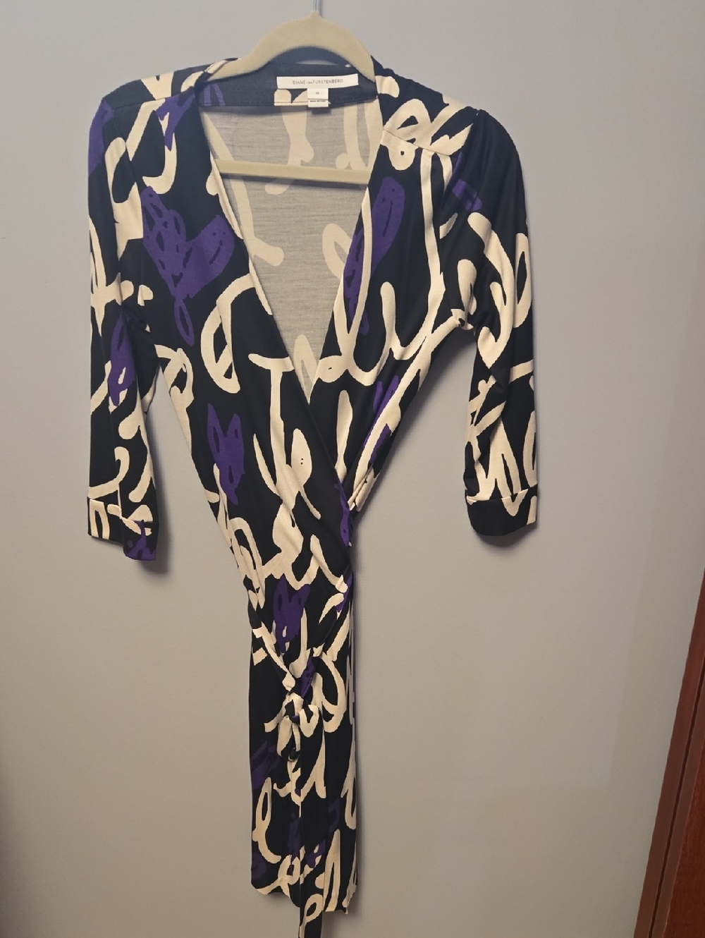 Diane Von Furstenberg Black, Cream & Purple Abstract Wrap Dress  Silk